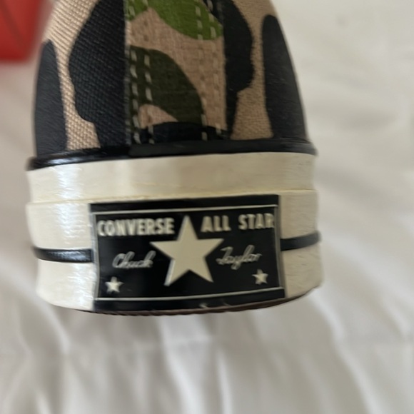 Mens rare high top new camo chuck taylors size 10 1/2 - Picture 2 of 3